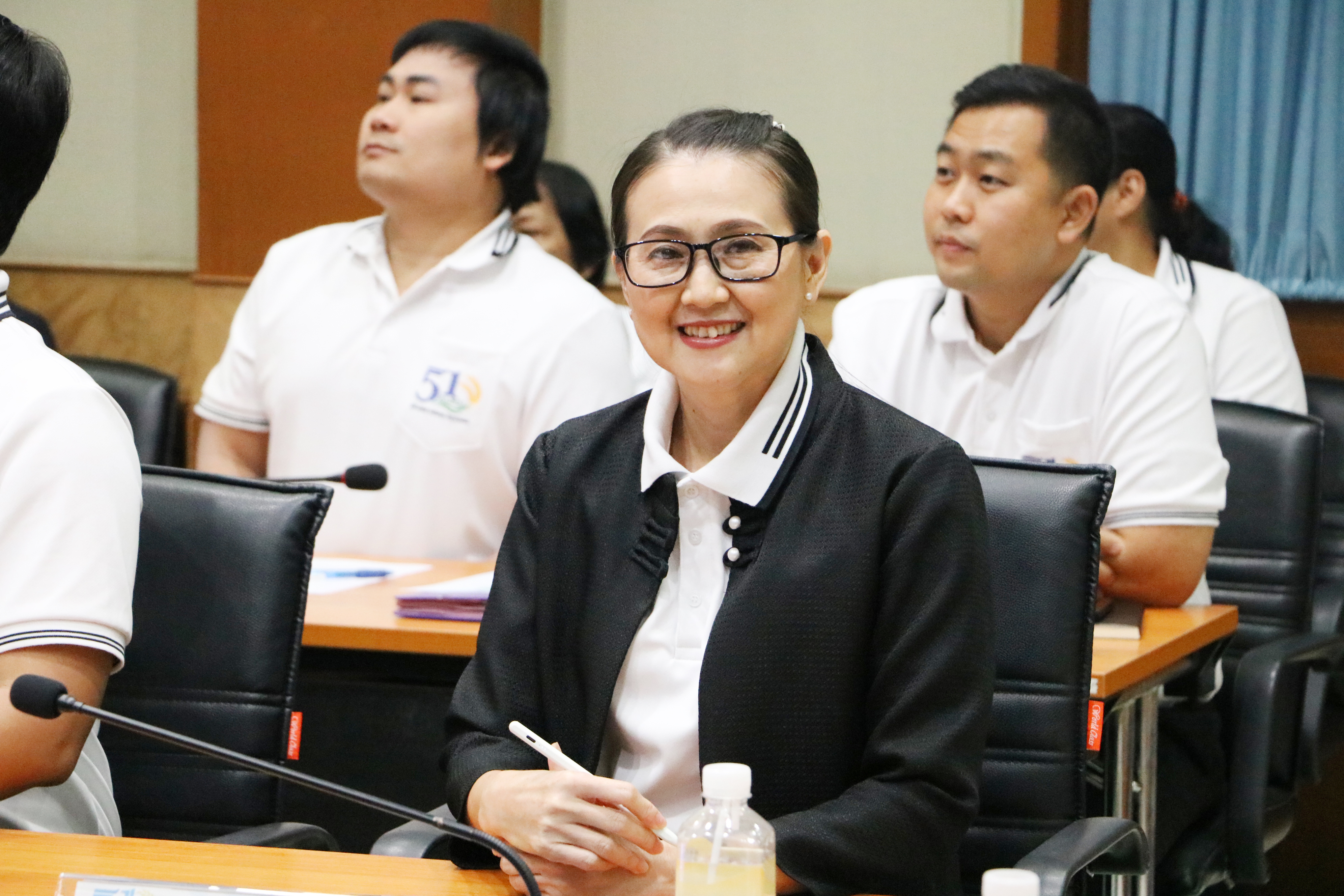 title - รองเลขาธิการ ส.ป.ก. มอบนโยบายนโยบายการดำเนินงานแก่สำนักบริหารกองทุน (สบท.)